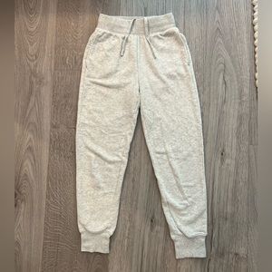 Aritzia TNA Perfect Pocket Sweatpants
